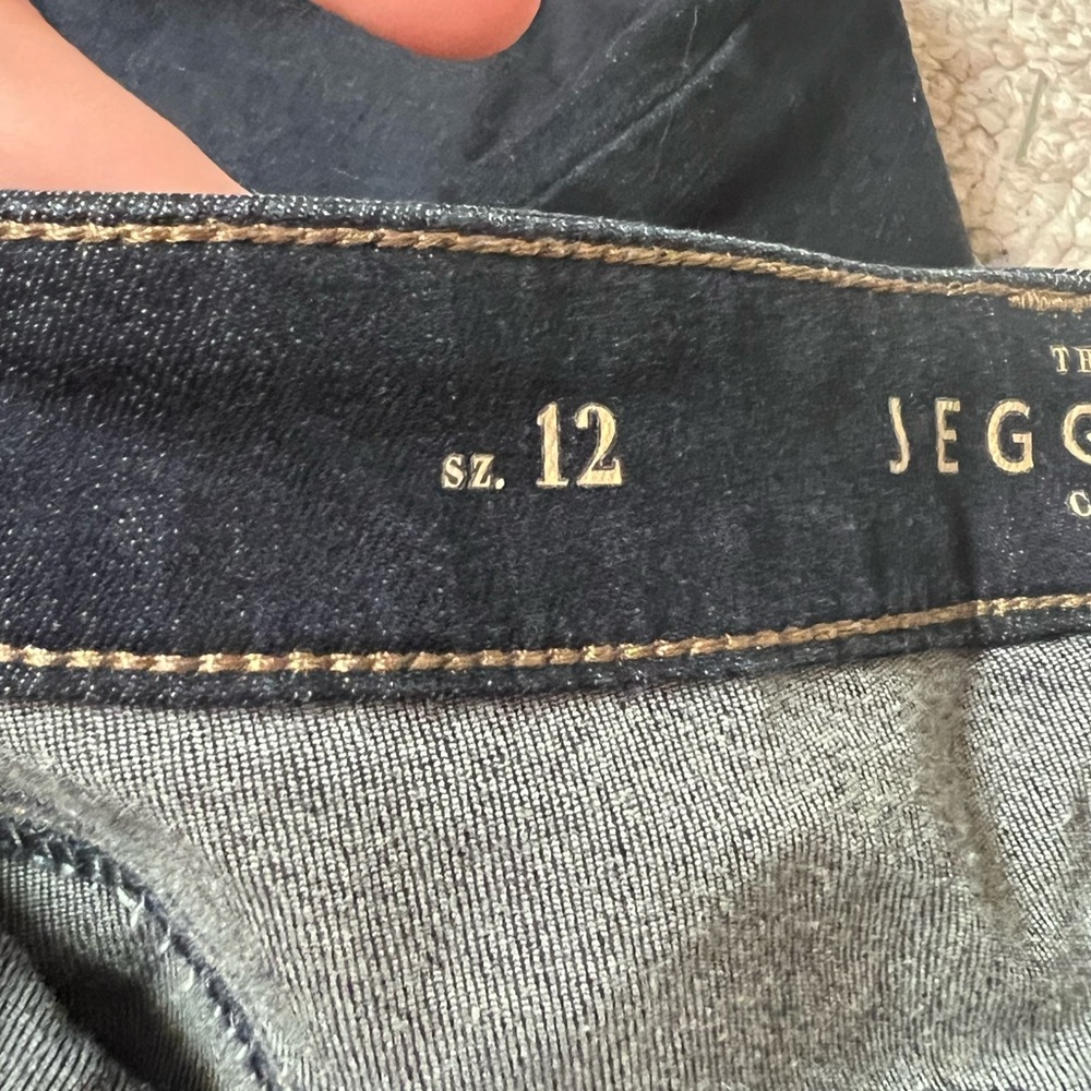 White House black market jegging crop - Picture 6 of 9